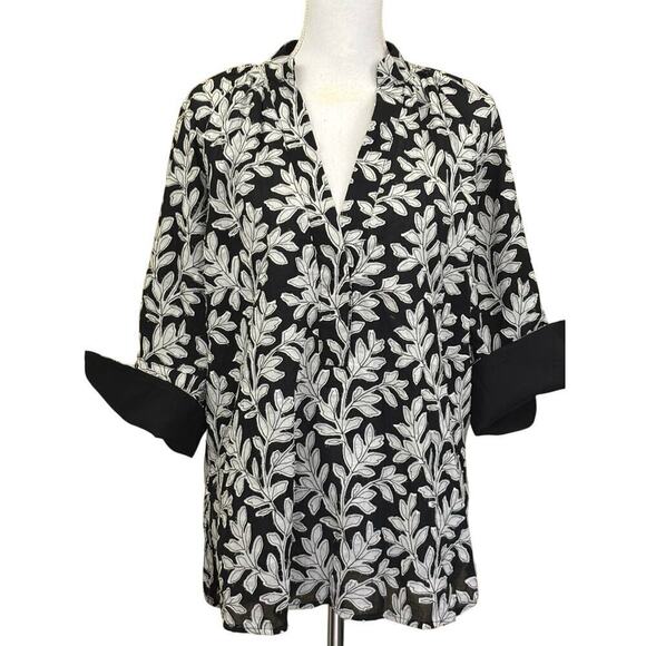 By Anthropologie black/white leaf print top, medium, graphic, edgy, statement - Picture 1 of 6